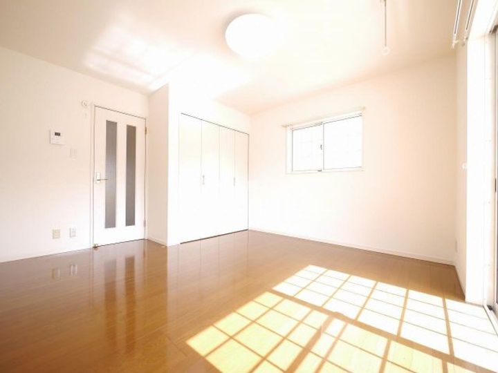 リブレア和白丘A棟の居間