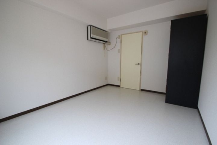 リバーサイド吉島の内装