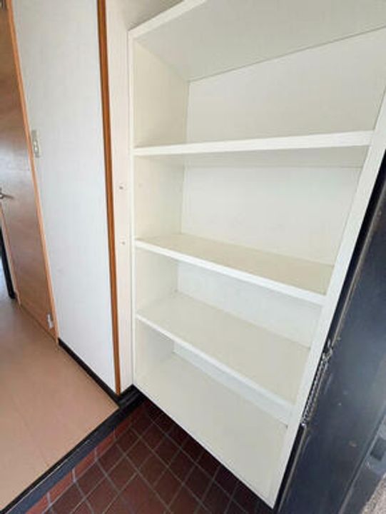 サンシャイン寿の内装