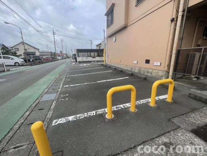 静岡県焼津市焼津1(マンション)の賃貸物件の地図