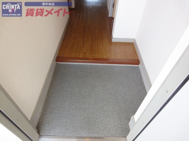 西丸之内パークマンションの玄関