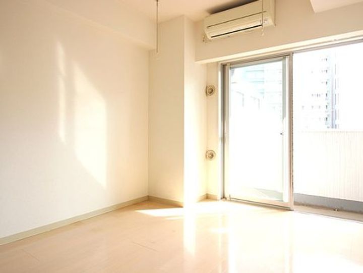 メゾンド島津山の居間