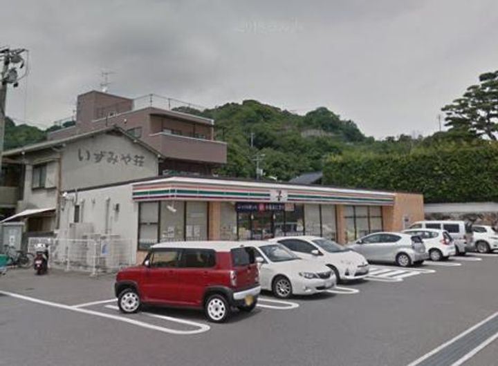 ロイヤル竜王の周辺