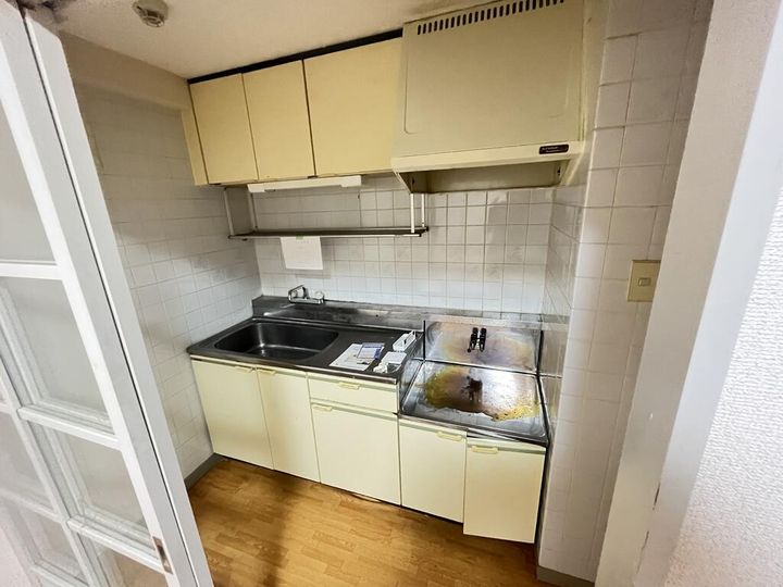 グランドール大和町のキッチン
