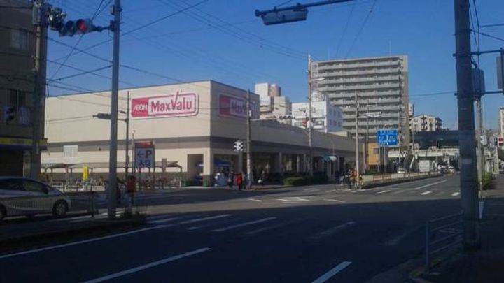 コンフォルタの周辺