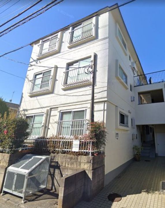 クリスタルハイツ町田2の外観