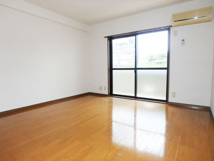 サニーホームズ末広の内装