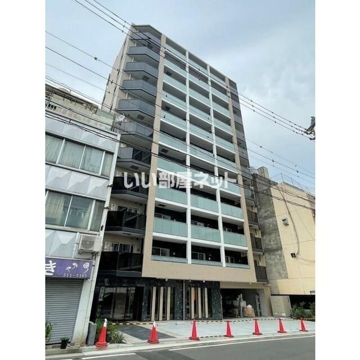 ラグゼナ横浜鶴見の外観