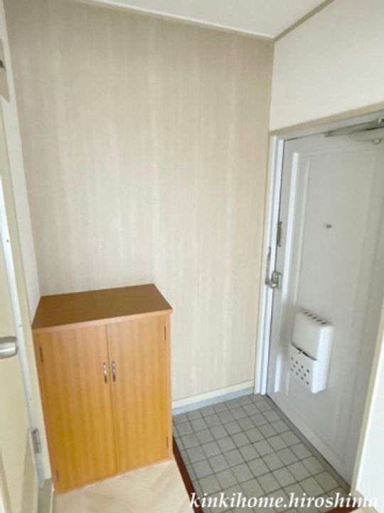広島県広島市西区三篠北町(マンション)の賃貸物件の玄関