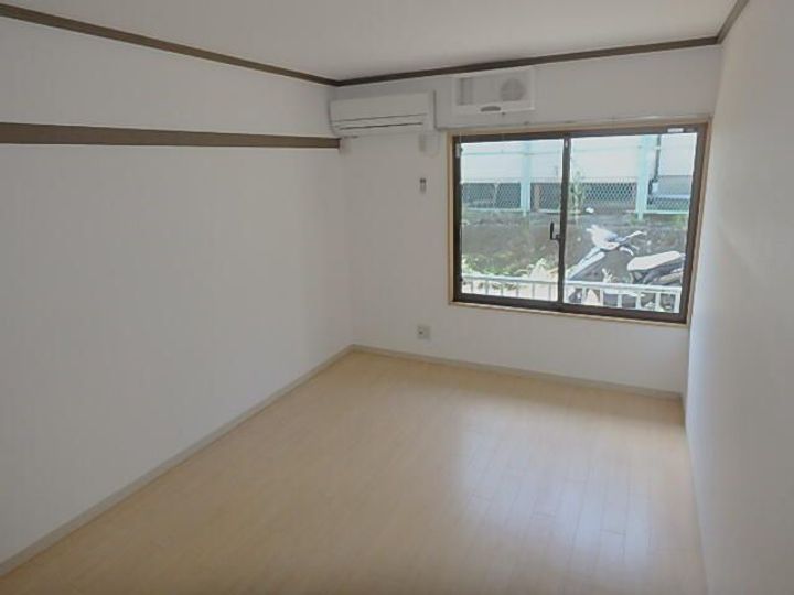 東京都町田市原町田5(アパート)の賃貸物件の居間