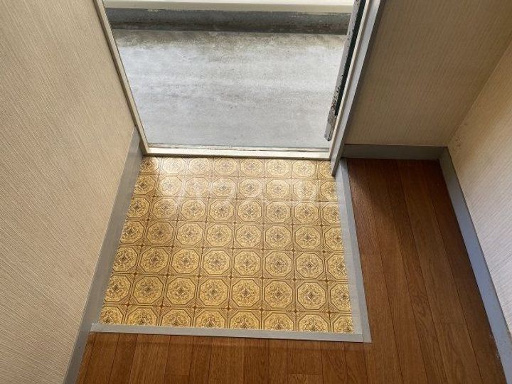 末広ダイヤマンションの玄関