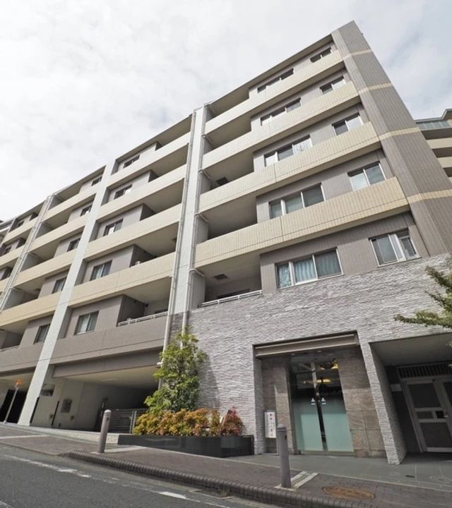 パレステージ横浜台町の外観