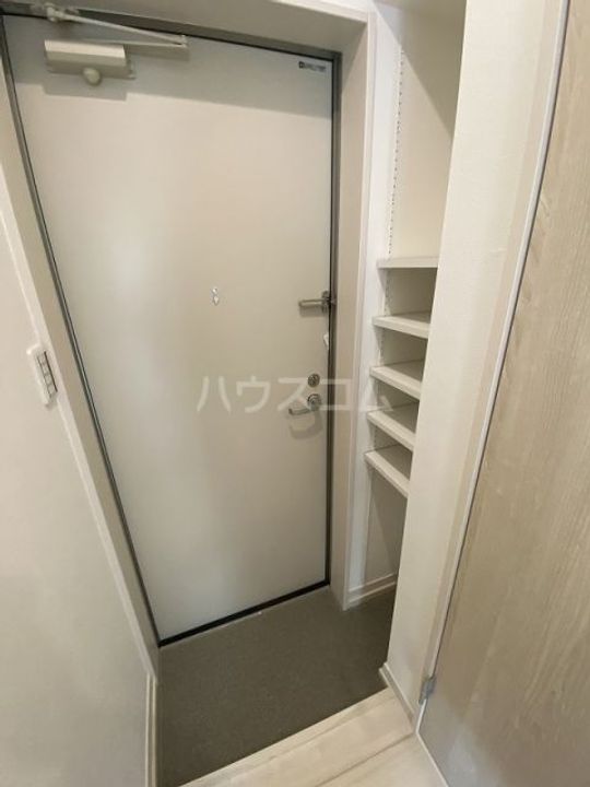 メルディア新里町の玄関