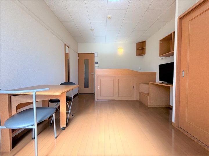 愛知県名古屋市天白区荒池2(アパート)の賃貸物件の居間