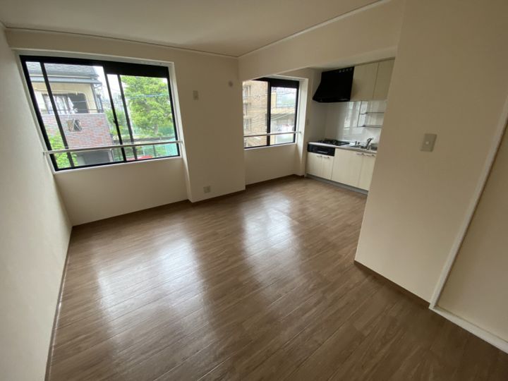 大阪府豊中市本町9(マンション)の賃貸物件の居間