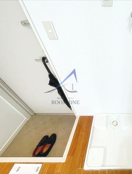 東京都荒川区東尾久4(マンション)の賃貸物件の玄関