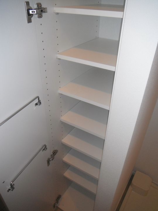 東京都千代田区神田駿河台2(マンション)の賃貸物件の玄関