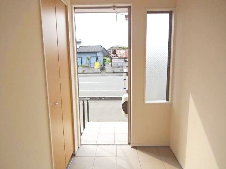 茨城県結城市大字結城(アパート)の賃貸物件の玄関