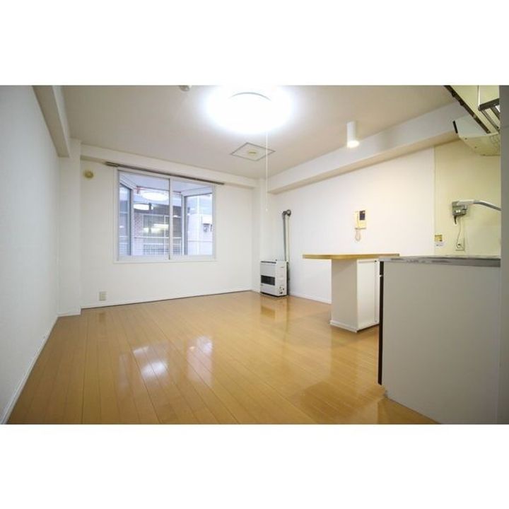 北海道札幌市中央区北五条西25(マンション)の賃貸物件の居間