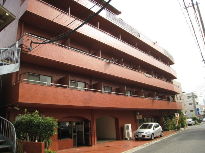 岩本マンションの外観