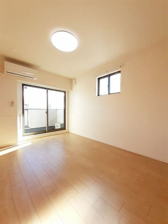 フリーデ・タイリンの居間