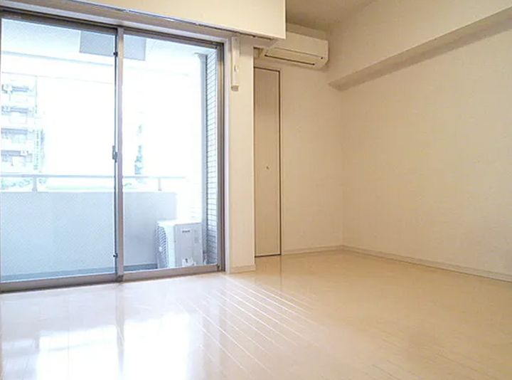 ラヴィーナ横浜の居間