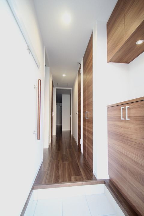 シャーメゾングランツAの玄関