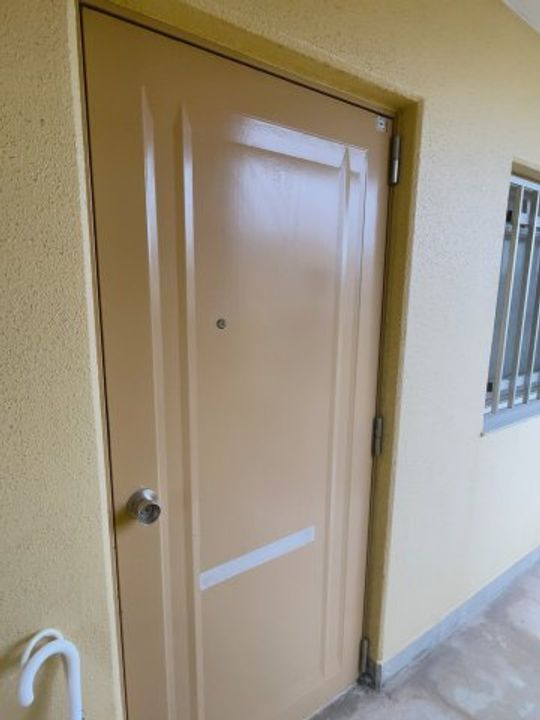 第二門脇ビルの玄関