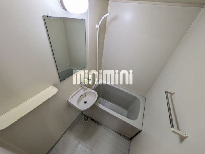 おおみなみアパートの風呂