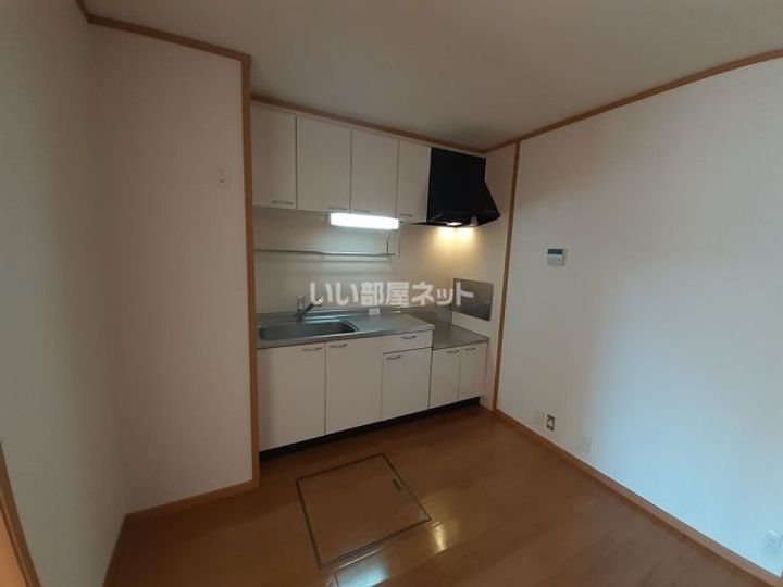 三重県名張市希央台3番町(アパート)の賃貸物件のキッチン