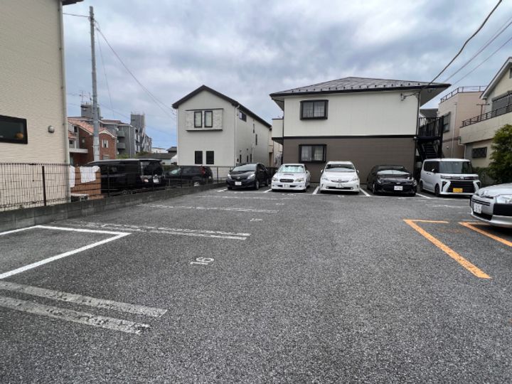 シャン・ド・フルール壱番館の地図