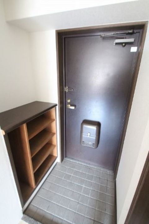 ライオンズマンション空港通りの玄関