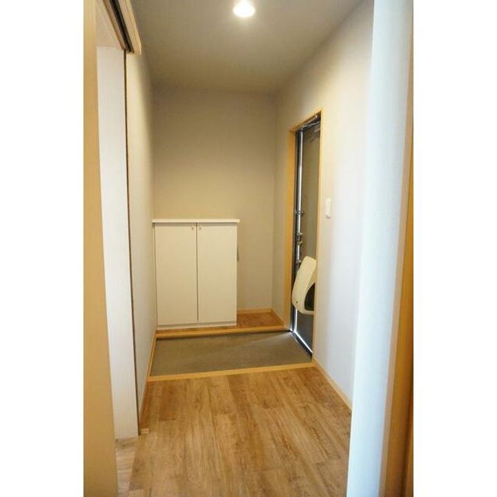 神奈川県藤沢市弥勒寺4(一戸建)の賃貸物件の玄関