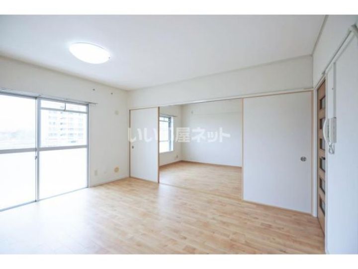 大阪府泉南市信達大苗代(マンション)の賃貸物件の内装