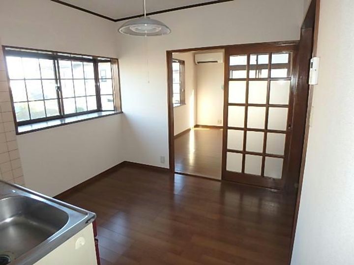 恵ハイツの居間