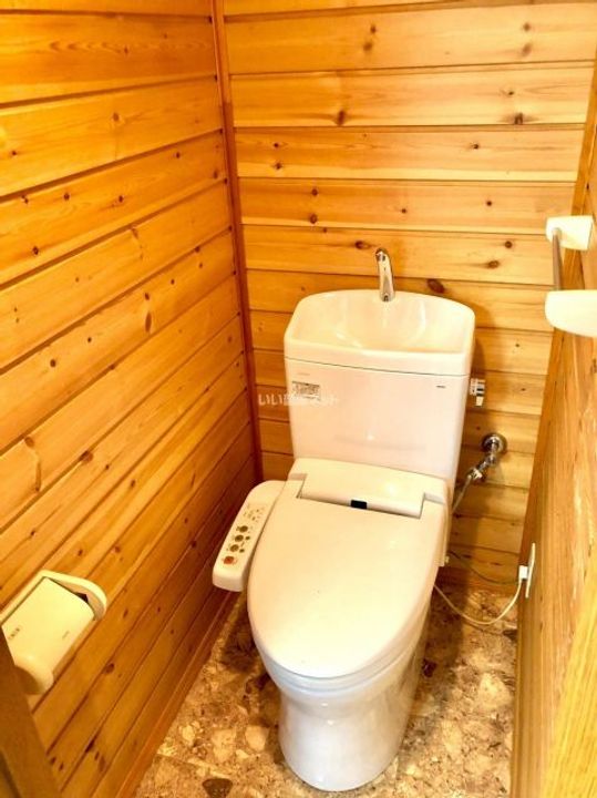 サン・ヒーローマンション亀川Iの内装