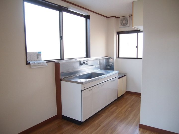 栃木県宇都宮市東宿郷3(マンション)の賃貸物件のキッチン