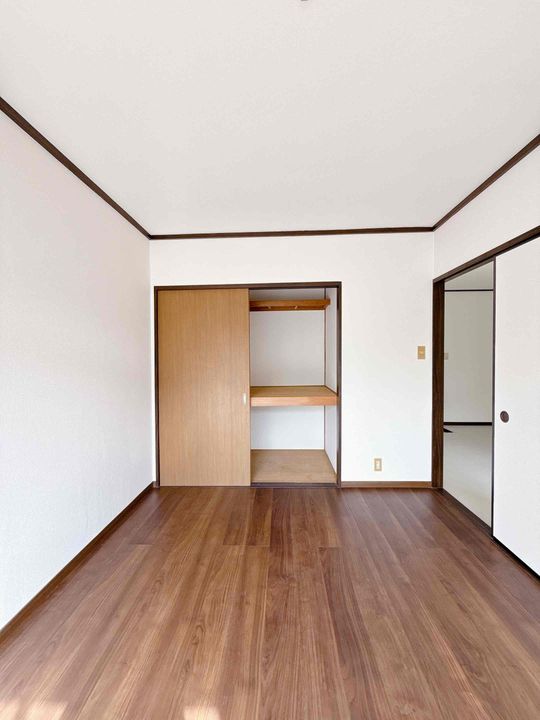 フォーブル綿貫の内装