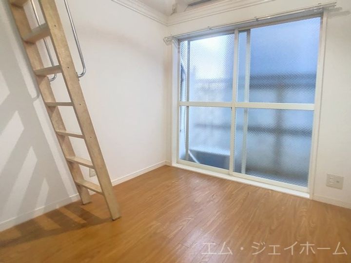 滋賀県草津市渋川1(アパート)の賃貸物件の居間