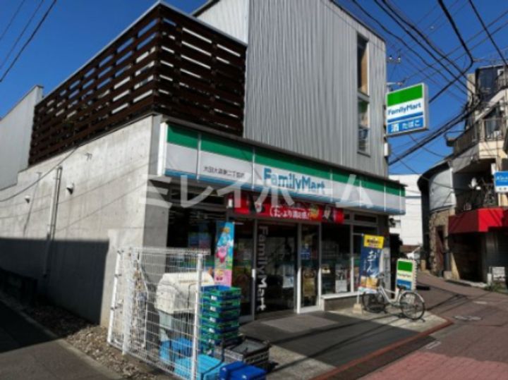 ロイヤルウィステリアの周辺