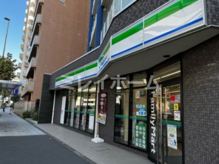 ロイヤルウィステリアの周辺