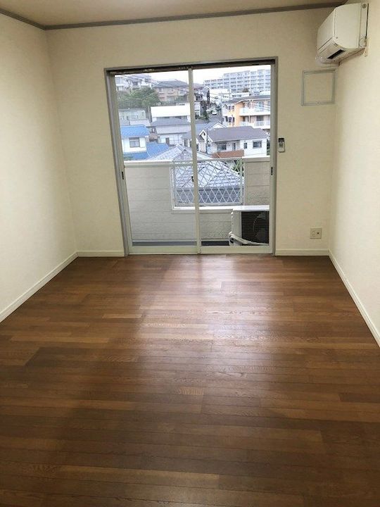 神奈川県藤沢市大鋸1(アパート)の賃貸物件の居間