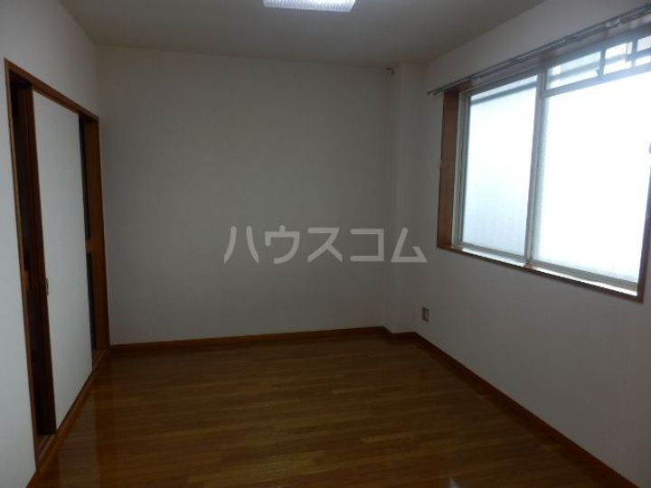 メゾン雅の居間