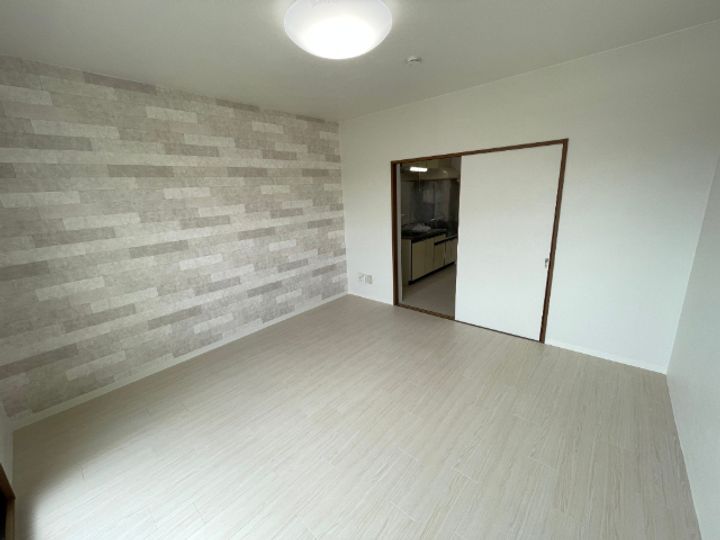 イースト8の内装