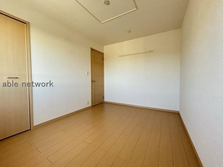 プルメリアI・IIの居間