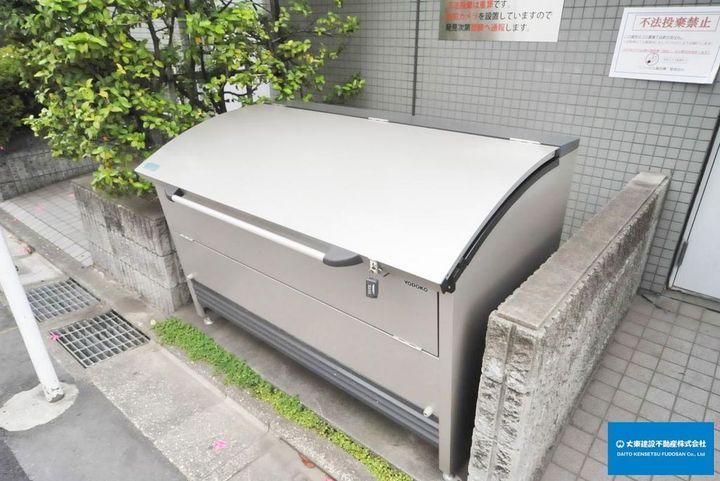 ワコービル飯田橋の地図
