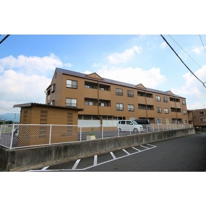 カレント高野の外観