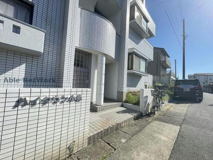 ハイタウン小島の地図