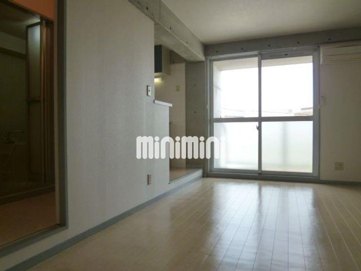 リベルテ ナチュールの居間