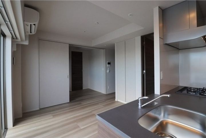 東京都台東区根岸3(マンション)の賃貸物件の居間